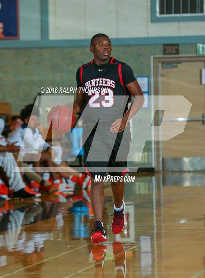 Thumbnail 2 in McKinleyville vs Cosumnes Oaks (Run with the Pack) photogallery.