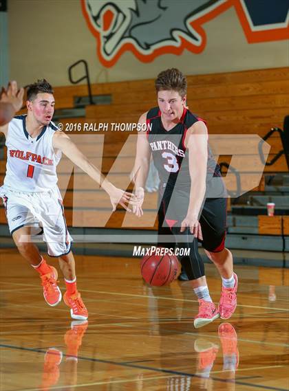 Thumbnail 2 in McKinleyville vs Cosumnes Oaks (Run with the Pack) photogallery.