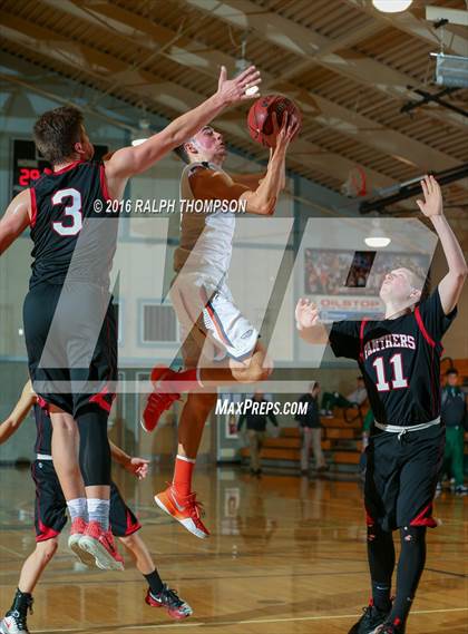 Thumbnail 3 in McKinleyville vs Cosumnes Oaks (Run with the Pack) photogallery.