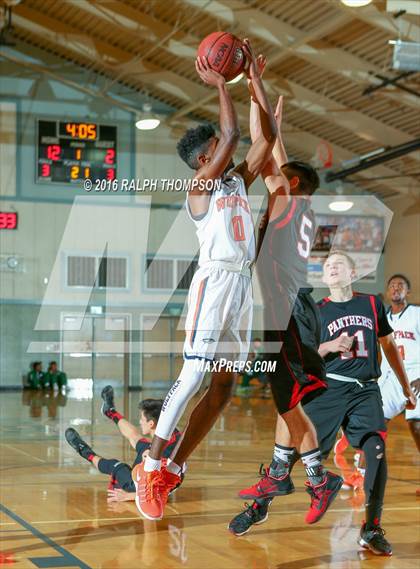 Thumbnail 1 in McKinleyville vs Cosumnes Oaks (Run with the Pack) photogallery.