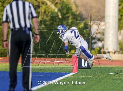 Thumbnail 3 in Covington Catholic vs Oak Hills (Crosstown Showdown) photogallery.