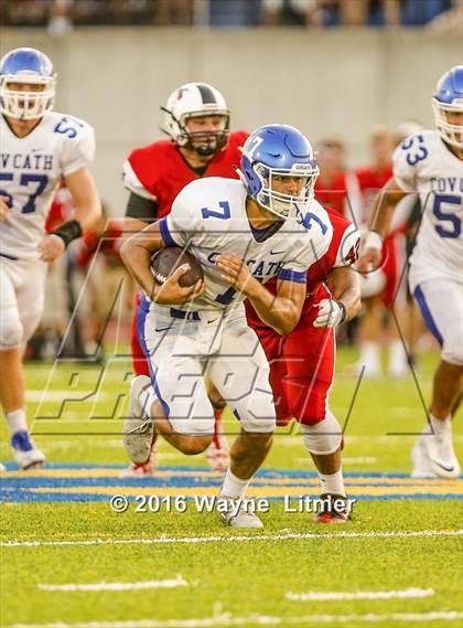 Thumbnail 3 in Covington Catholic vs Oak Hills (Crosstown Showdown) photogallery.