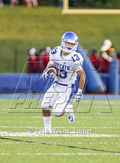 Thumbnail 3 in Covington Catholic vs Oak Hills (Crosstown Showdown) photogallery.