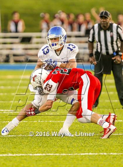 Thumbnail 1 in Covington Catholic vs Oak Hills (Crosstown Showdown) photogallery.