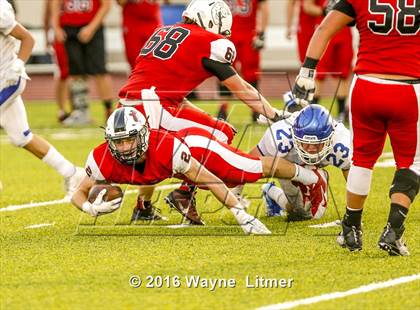 Thumbnail 2 in Covington Catholic vs Oak Hills (Crosstown Showdown) photogallery.