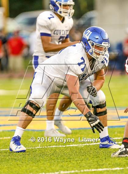 Thumbnail 2 in Covington Catholic vs Oak Hills (Crosstown Showdown) photogallery.
