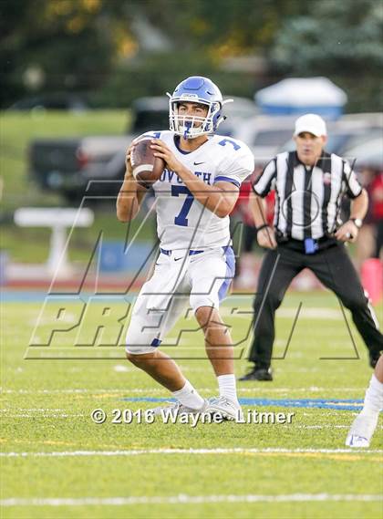 Thumbnail 2 in Covington Catholic vs Oak Hills (Crosstown Showdown) photogallery.
