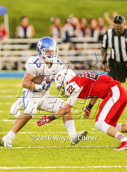 Thumbnail 3 in Covington Catholic vs Oak Hills (Crosstown Showdown) photogallery.