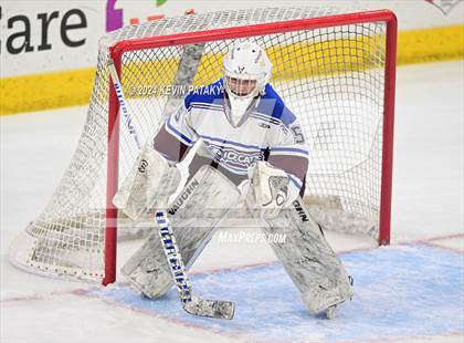 Thumbnail 2 in BBD [Brookfield/Bethel/Danbury] vs. Conard (CIAC DIII Final) photogallery.