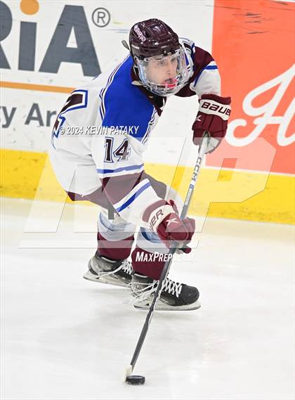 Thumbnail 2 in BBD [Brookfield/Bethel/Danbury] vs. Conard (CIAC DIII Final) photogallery.