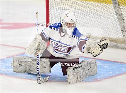 Thumbnail 3 in BBD [Brookfield/Bethel/Danbury] vs. Conard (CIAC DIII Final) photogallery.