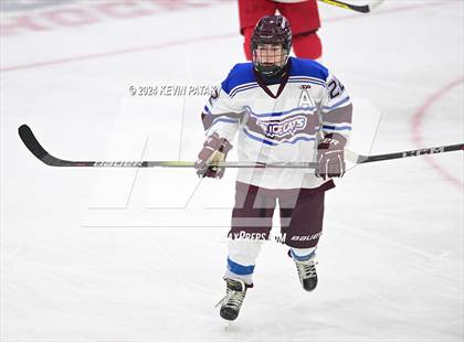 Thumbnail 1 in BBD [Brookfield/Bethel/Danbury] vs. Conard (CIAC DIII Final) photogallery.
