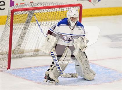 Thumbnail 2 in BBD [Brookfield/Bethel/Danbury] vs. Conard (CIAC DIII Final) photogallery.