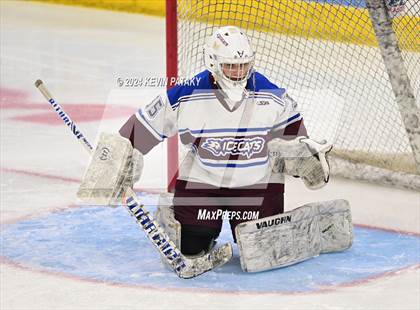 Thumbnail 3 in BBD [Brookfield/Bethel/Danbury] vs. Conard (CIAC DIII Final) photogallery.