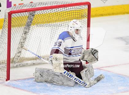 Thumbnail 2 in BBD [Brookfield/Bethel/Danbury] vs. Conard (CIAC DIII Final) photogallery.