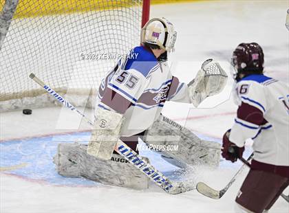 Thumbnail 2 in BBD [Brookfield/Bethel/Danbury] vs. Conard (CIAC DIII Final) photogallery.