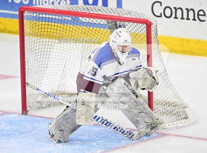 Thumbnail 1 in BBD [Brookfield/Bethel/Danbury] vs. Conard (CIAC DIII Final) photogallery.