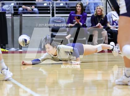 Thumbnail 2 in Keller vs. Ridge Point (UIL Volleyball 6A Semifinals) photogallery.