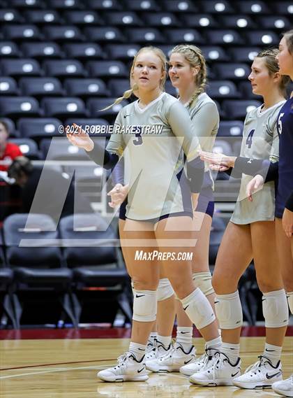 Thumbnail 1 in Keller vs. Ridge Point (UIL Volleyball 6A Semifinals) photogallery.