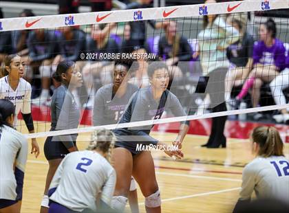Thumbnail 1 in Keller vs. Ridge Point (UIL Volleyball 6A Semifinals) photogallery.