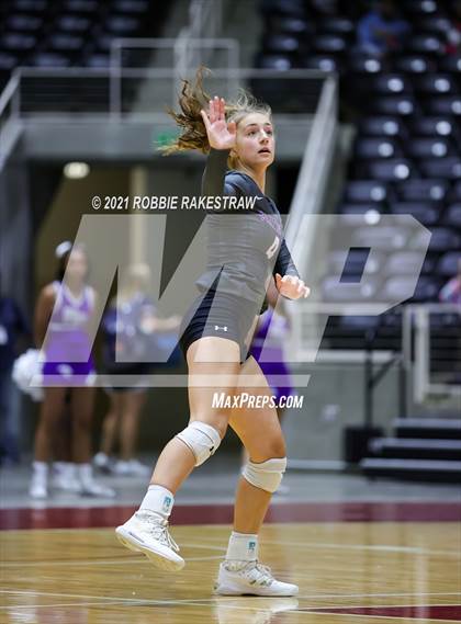Thumbnail 2 in Keller vs. Ridge Point (UIL Volleyball 6A Semifinals) photogallery.