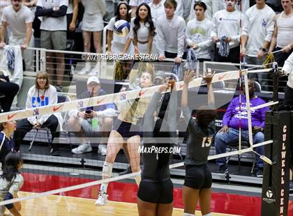 Thumbnail 2 in Keller vs. Ridge Point (UIL Volleyball 6A Semifinals) photogallery.
