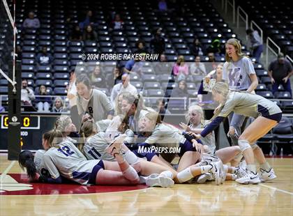 Thumbnail 1 in Keller vs. Ridge Point (UIL Volleyball 6A Semifinals) photogallery.