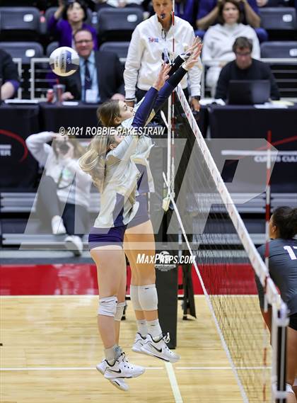 Thumbnail 3 in Keller vs. Ridge Point (UIL Volleyball 6A Semifinals) photogallery.