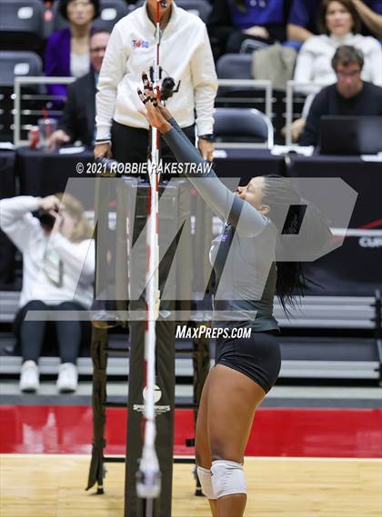 Thumbnail 3 in Keller vs. Ridge Point (UIL Volleyball 6A Semifinals) photogallery.