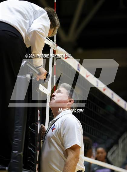 Thumbnail 3 in Keller vs. Ridge Point (UIL Volleyball 6A Semifinals) photogallery.
