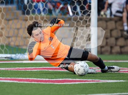 Thumbnail 2 in Seven Lakes vs. Plano (UIL 6A Boys Soccer State Semifinal) photogallery.
