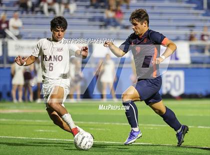 Thumbnail 2 in Seven Lakes vs. Plano (UIL 6A Boys Soccer State Semifinal) photogallery.