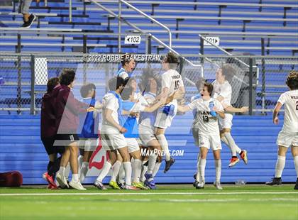 Thumbnail 1 in Seven Lakes vs. Plano (UIL 6A Boys Soccer State Semifinal) photogallery.