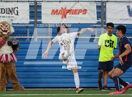 Thumbnail 2 in Seven Lakes vs. Plano (UIL 6A Boys Soccer State Semifinal) photogallery.