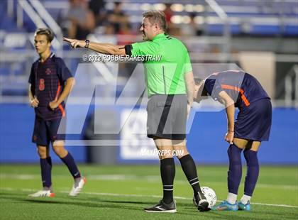 Thumbnail 2 in Seven Lakes vs. Plano (UIL 6A Boys Soccer State Semifinal) photogallery.