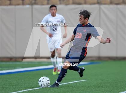 Thumbnail 3 in Seven Lakes vs. Plano (UIL 6A Boys Soccer State Semifinal) photogallery.