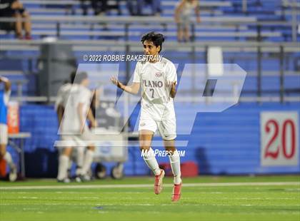 Thumbnail 2 in Seven Lakes vs. Plano (UIL 6A Boys Soccer State Semifinal) photogallery.