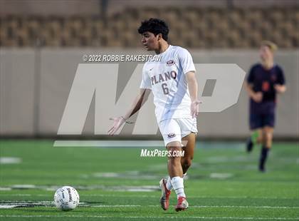 Thumbnail 1 in Seven Lakes vs. Plano (UIL 6A Boys Soccer State Semifinal) photogallery.