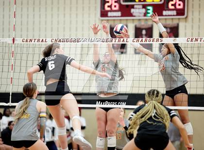 Thumbnail 1 in Fossil Ridge vs Keller Central photogallery.