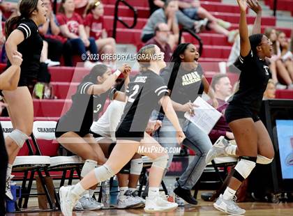 Thumbnail 3 in Fossil Ridge vs Keller Central photogallery.