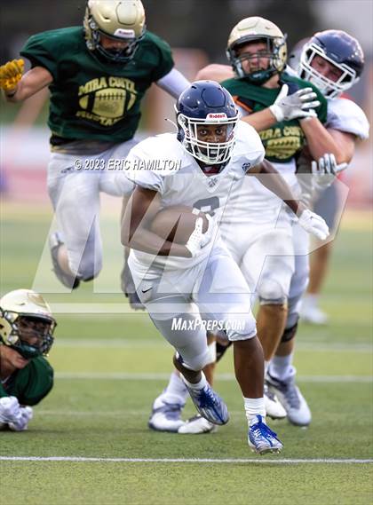 Thumbnail 3 in Loyola@Mira Costa (Scrimmage) photogallery.
