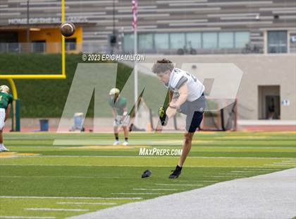 Thumbnail 3 in Loyola@Mira Costa (Scrimmage) photogallery.