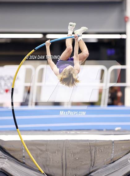 Thumbnail 1 in VHSL State Championship - Class 5 (Pole Vault) photogallery.