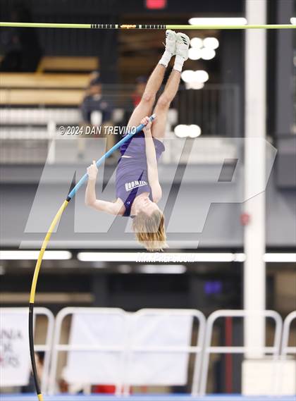 Thumbnail 2 in VHSL State Championship - Class 5 (Pole Vault) photogallery.