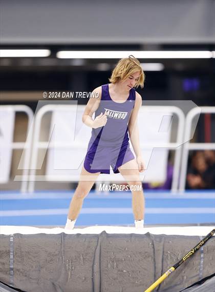 Thumbnail 2 in VHSL State Championship - Class 5 (Pole Vault) photogallery.