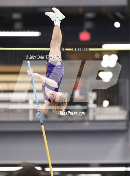 Thumbnail 3 in VHSL State Championship - Class 5 (Pole Vault) photogallery.