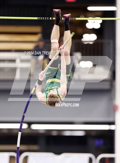 Thumbnail 3 in VHSL State Championship - Class 5 (Pole Vault) photogallery.