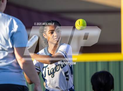Thumbnail 1 in Dyersburg @ Arlington photogallery.