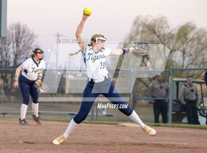 Thumbnail 3 in Dyersburg @ Arlington photogallery.