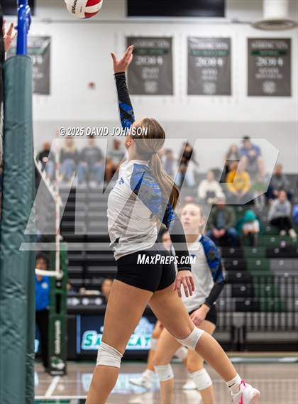 Thumbnail 2 in Fruita Monument @ Fossil Ridge photogallery.